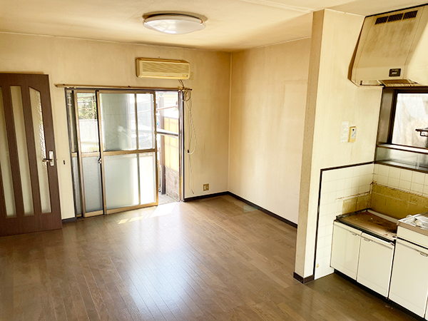 1990s wood house, 17-min walk to station, Wakayama