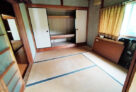 1970s wood house, 20-min walk to station, Nara