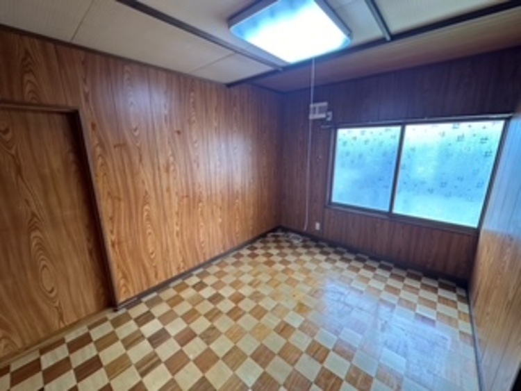 Vacant Property No. 1