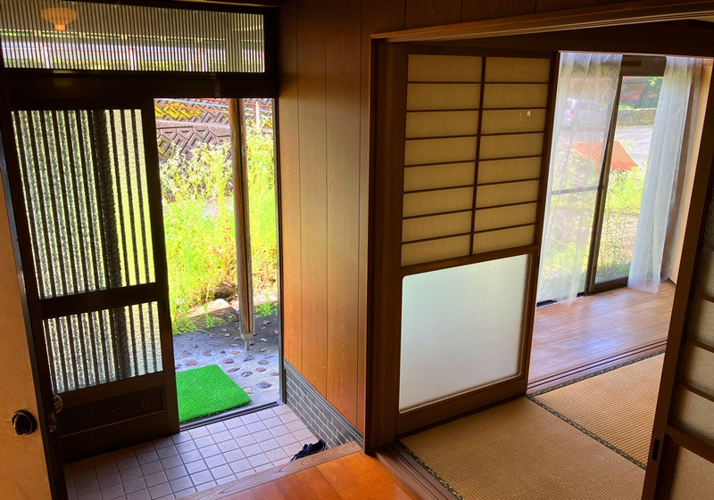 Wood house, 10-min walk to station, Gifu