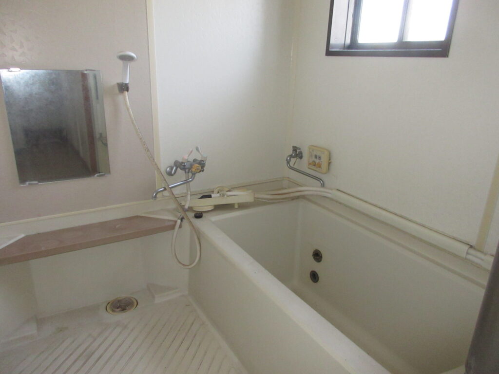 1980s wood house, 6-min walk to station, Ibaraki