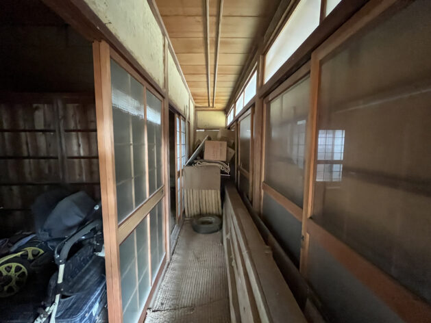 Wood house in Ehime