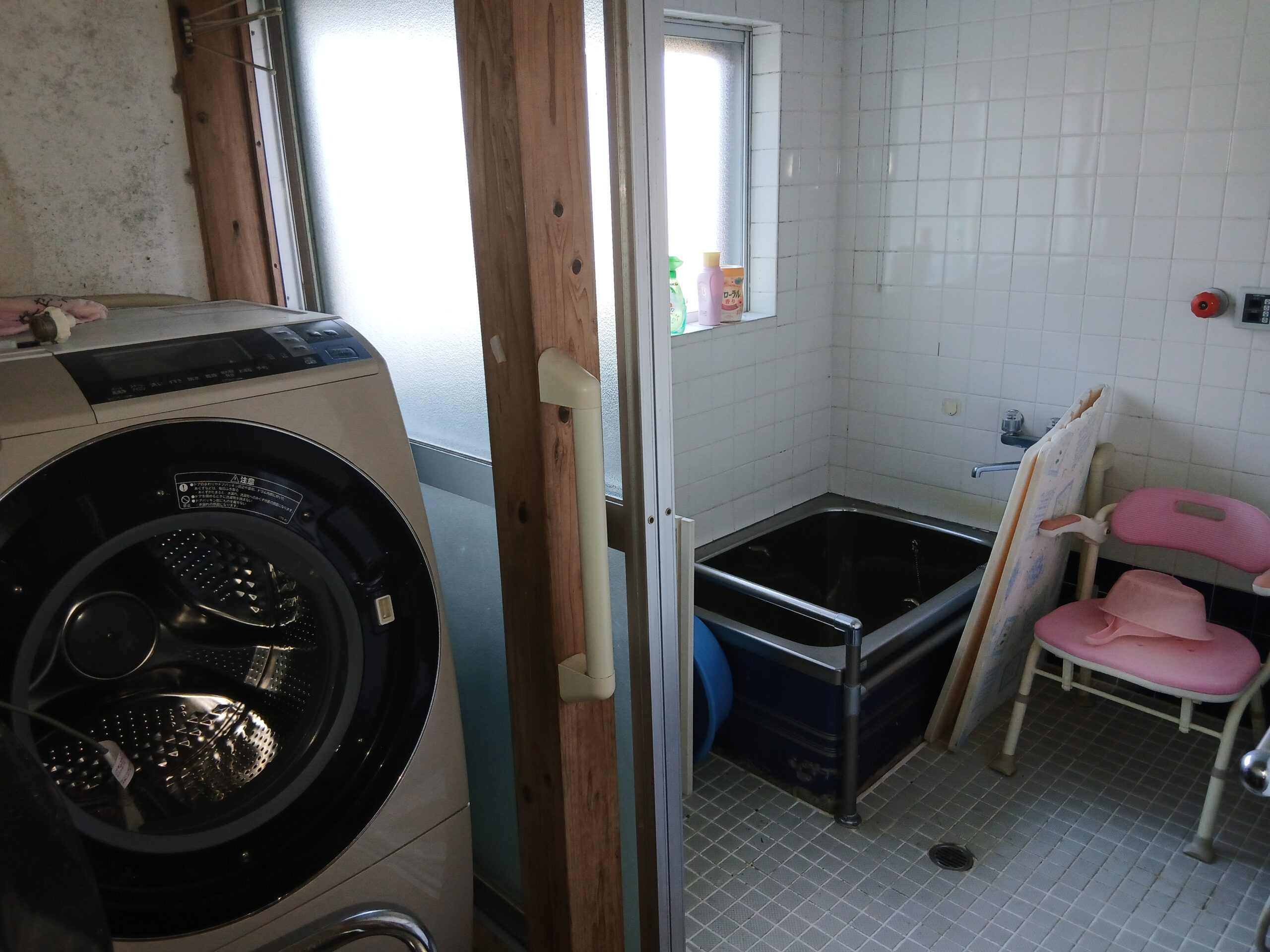 1950s wood house on a large plot in Iwate
