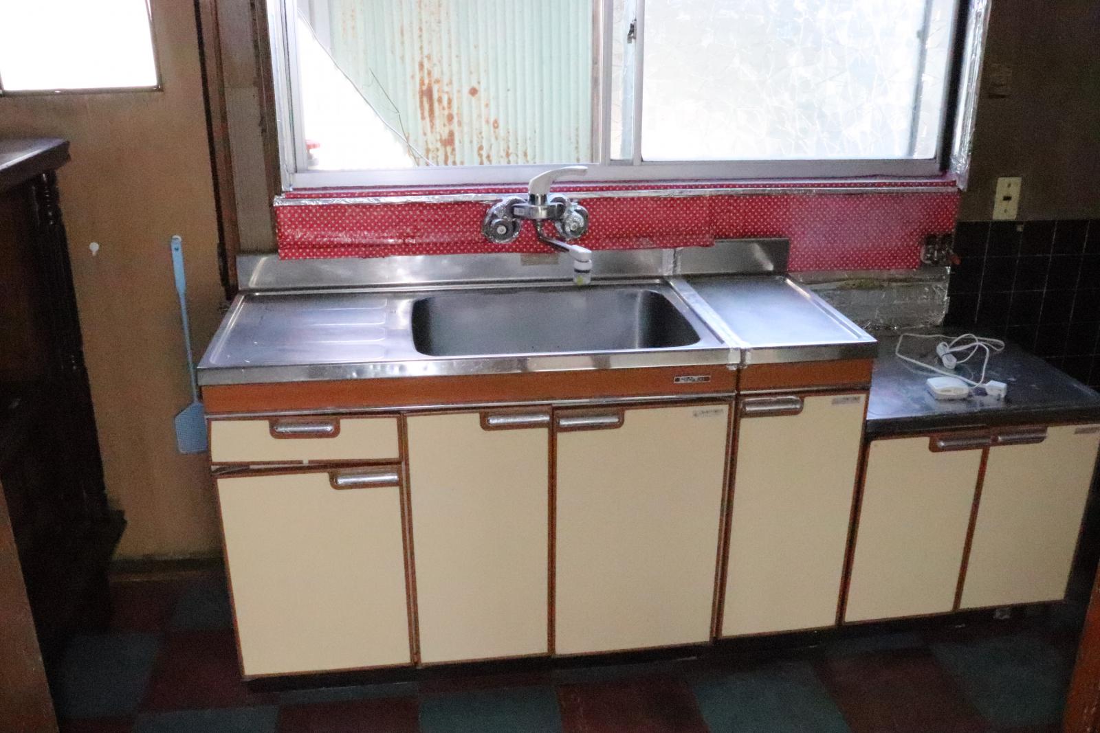 1970s house, 1-min walk to station, Yamagata