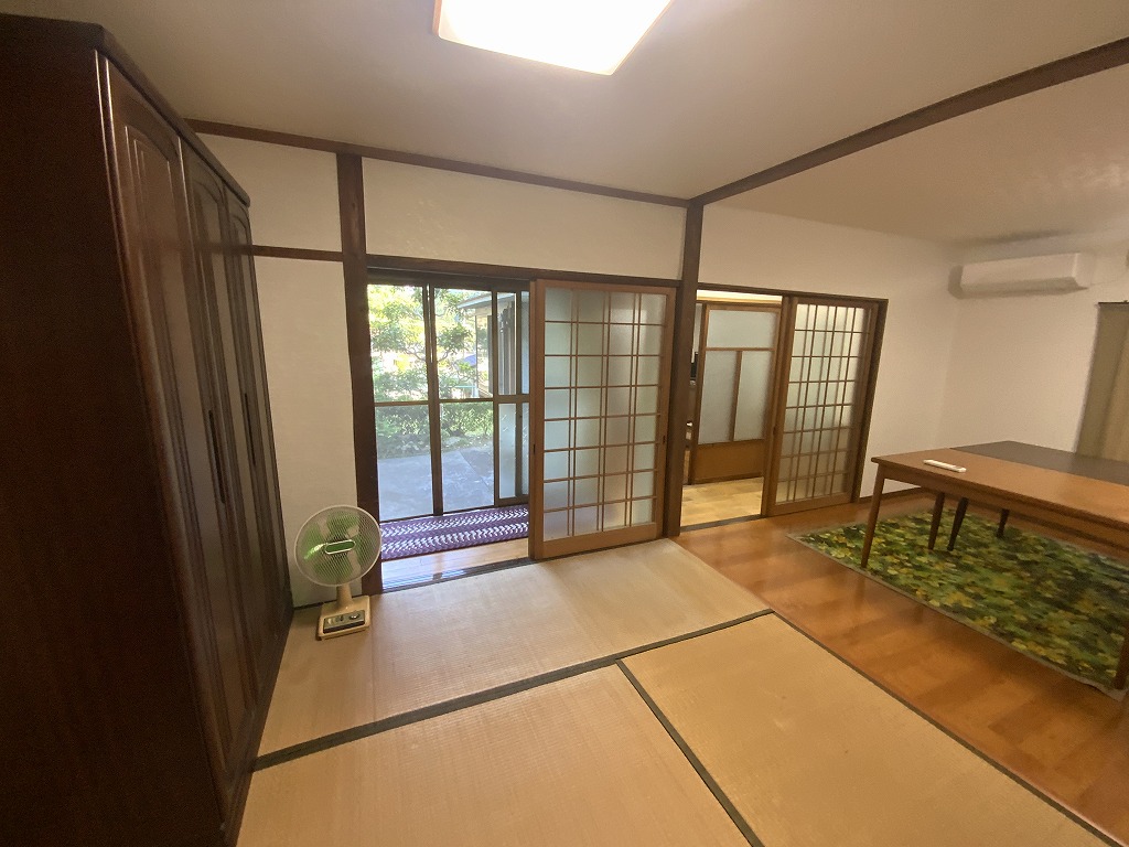 1950s wood house, 3-min walk to station, Yamaguchi