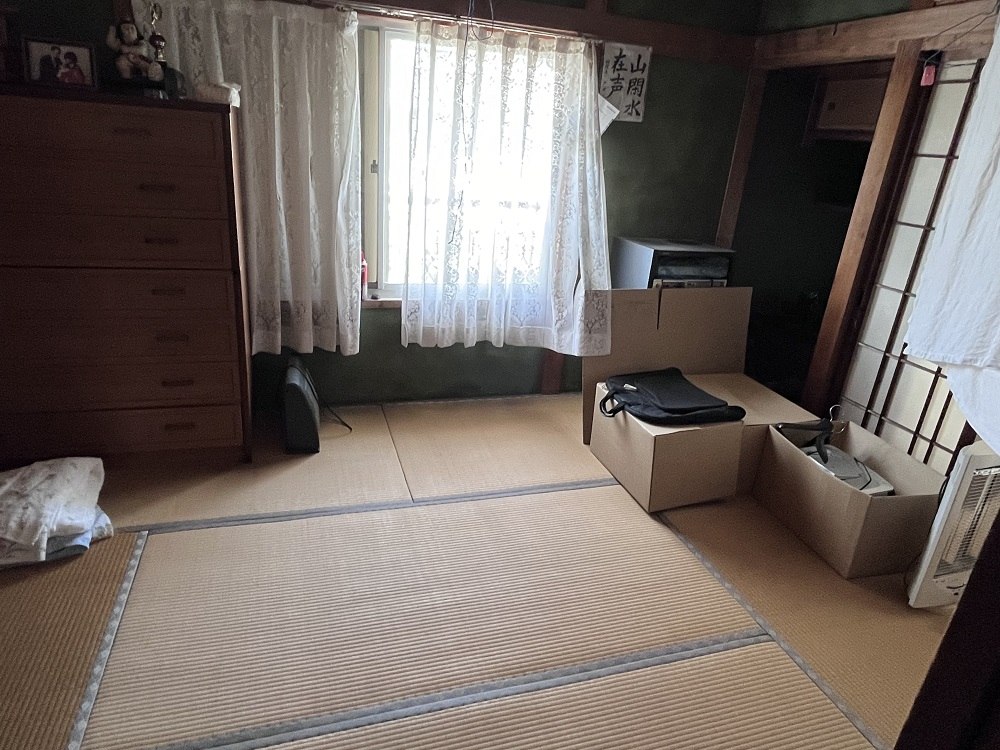 1970s wood house near the coast in Yamakawafukumoto, Ibusuki