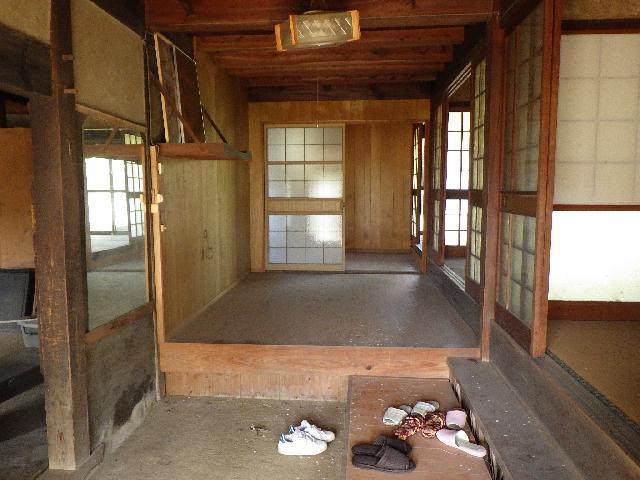 1940s wood house, 10-min walk to station, Nagasaki