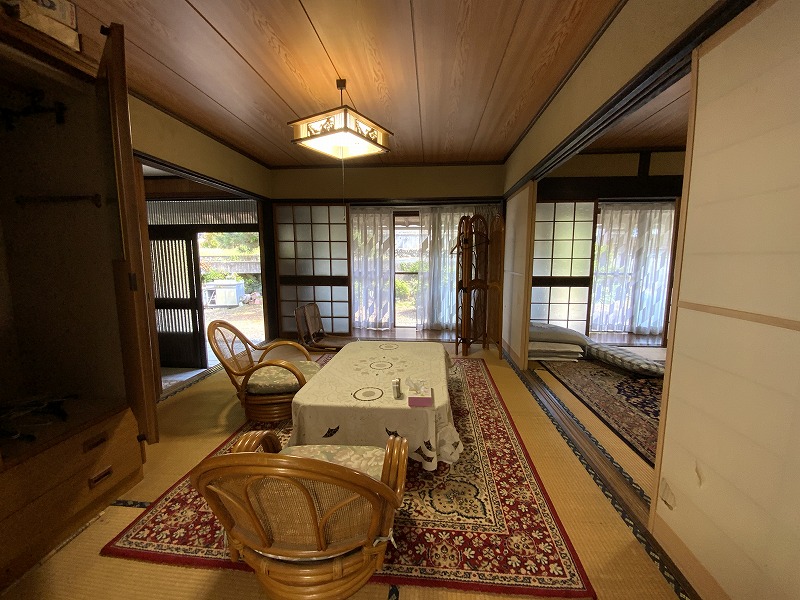 1950s wood house with storehouses in Yamaguchi