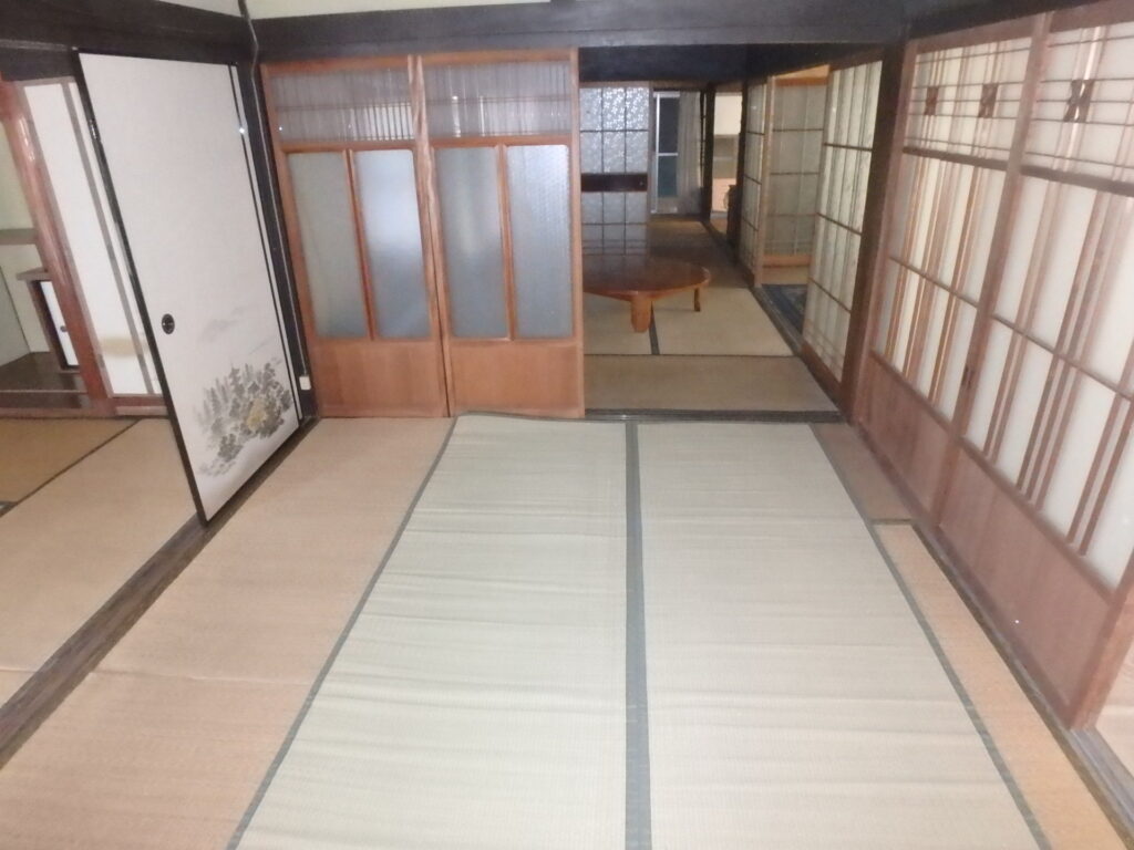 No. 497 Okimi-cho Hata