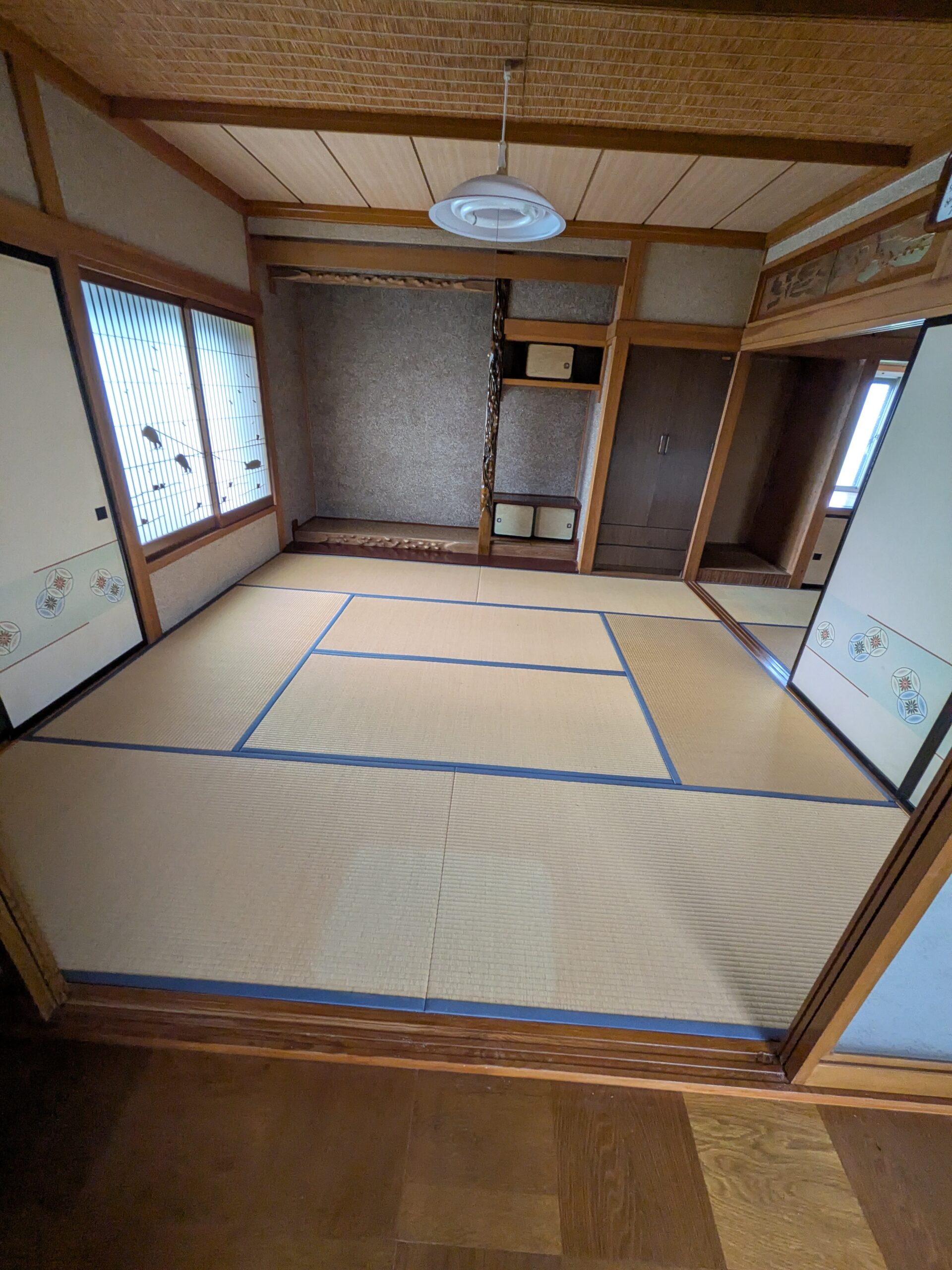 1970s wood house on a large plot in Iwate