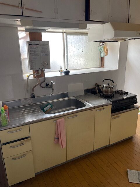 1970s house, 11-min walk to station, Miyazaki