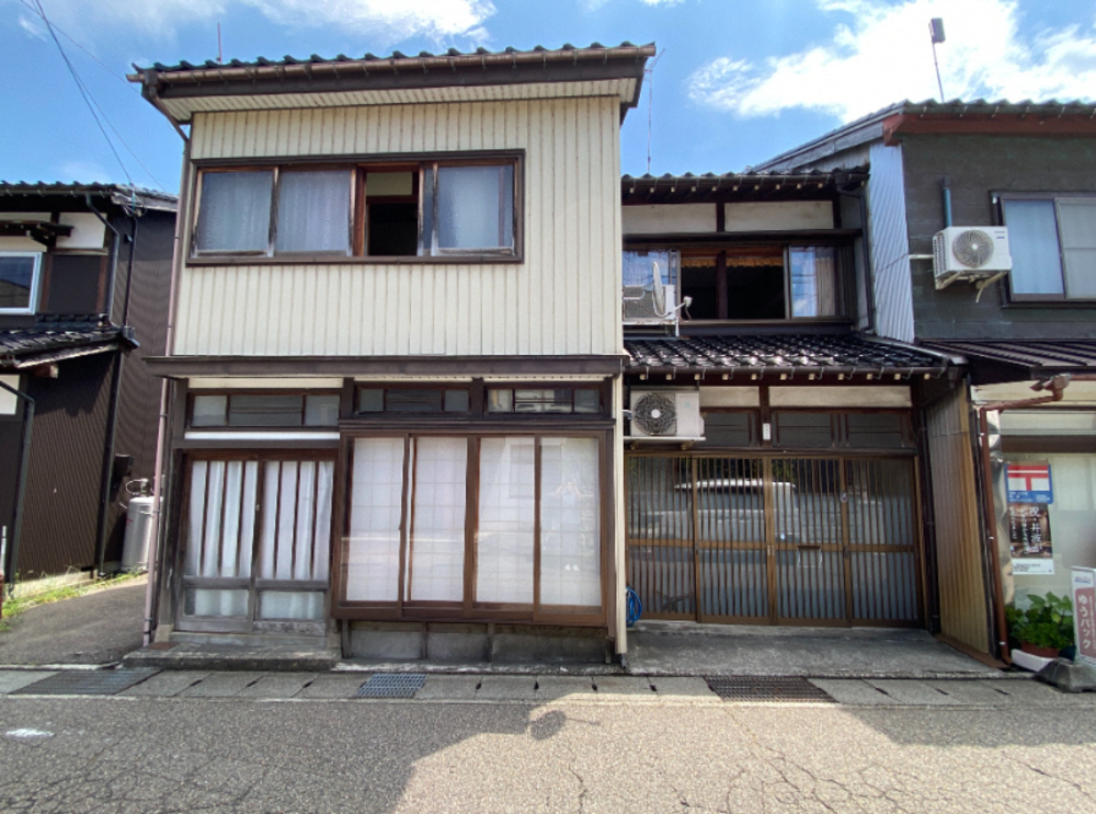 1960s wood house in Toyama