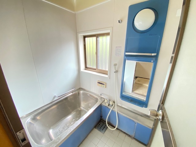 1990s house, 8-min walk to station, Gifu