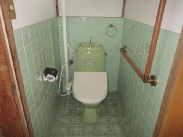 1980s wood house in Oita
