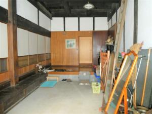 1860s wood house, 16-min walk to station, Shimane