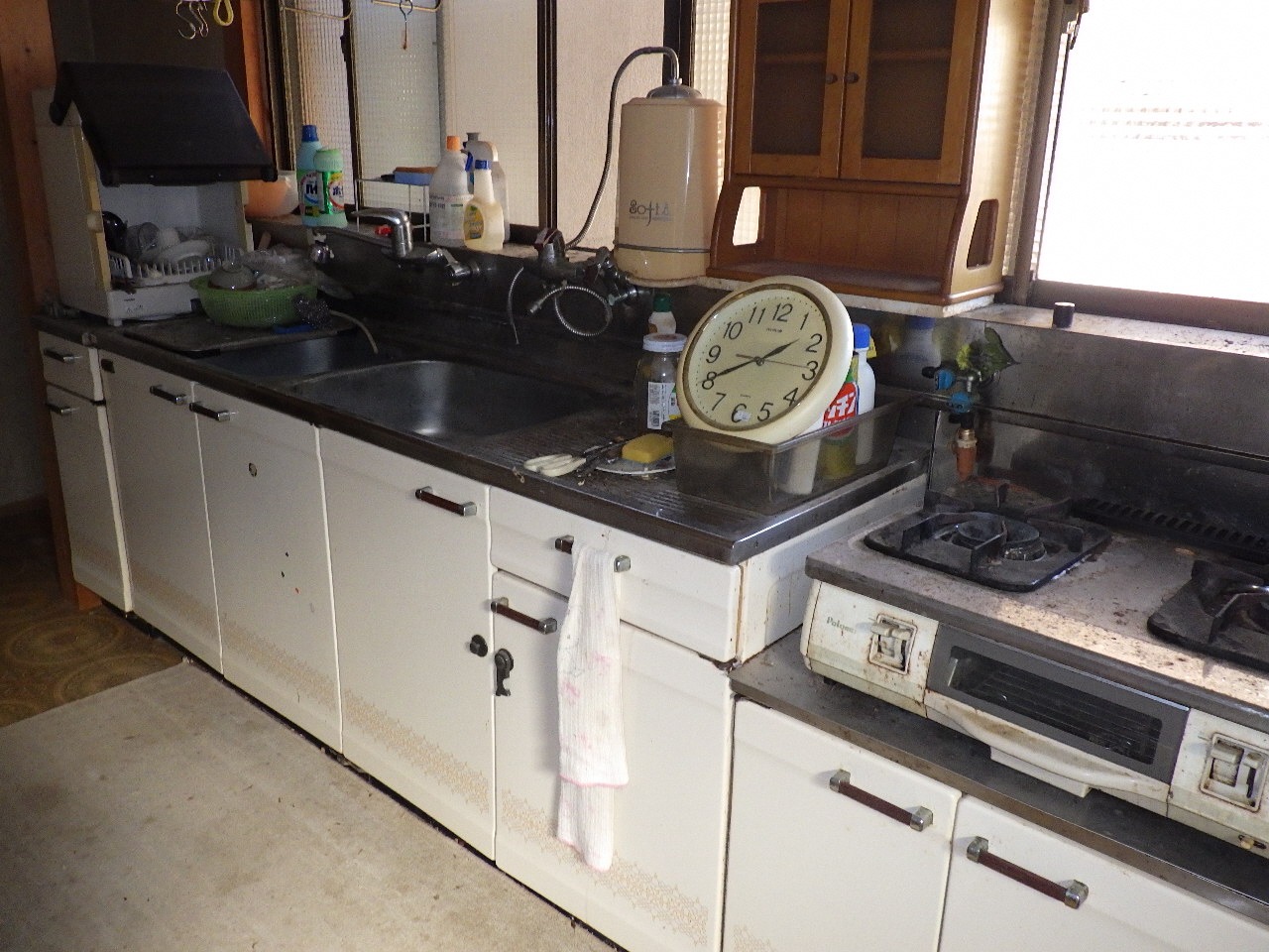 1980s wood house in Kochi