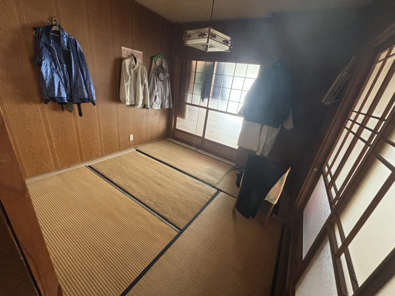 1880s wood house on a large plot in Iwate
