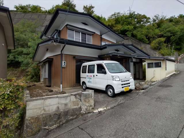 1970s wood house, 10-min walk to station, Nagano