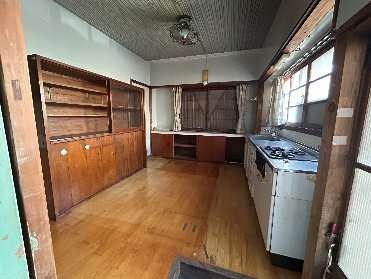 1960s wood house in Torai, Satsuma