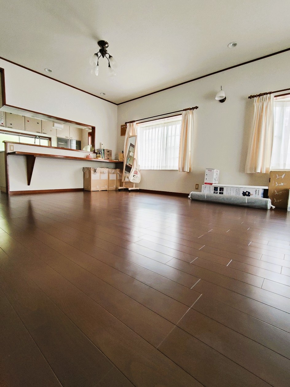 Ainan Town Takahata - Residential Property - 5SLDK - 4,900,000 yen - Two-building package with spacious 5SLDK + single-story residence