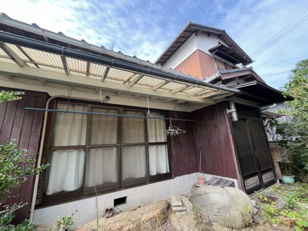 1960s wood house in Ehime