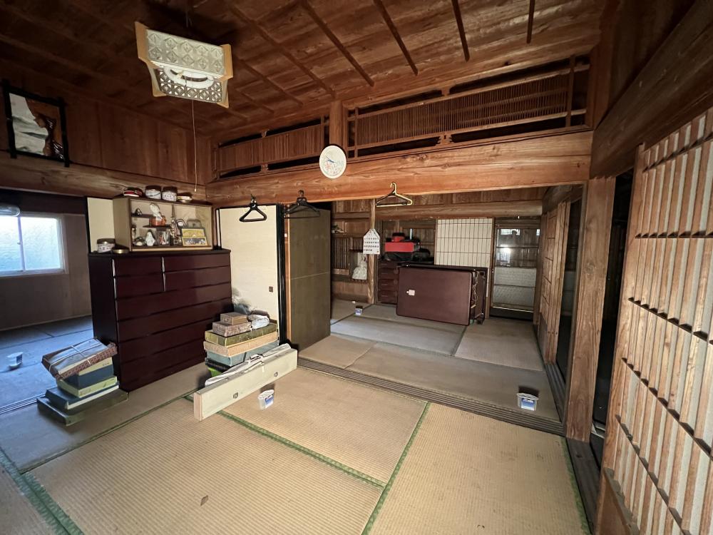 1940s wood house in Kushira, Kanoya, farmland, approval needed