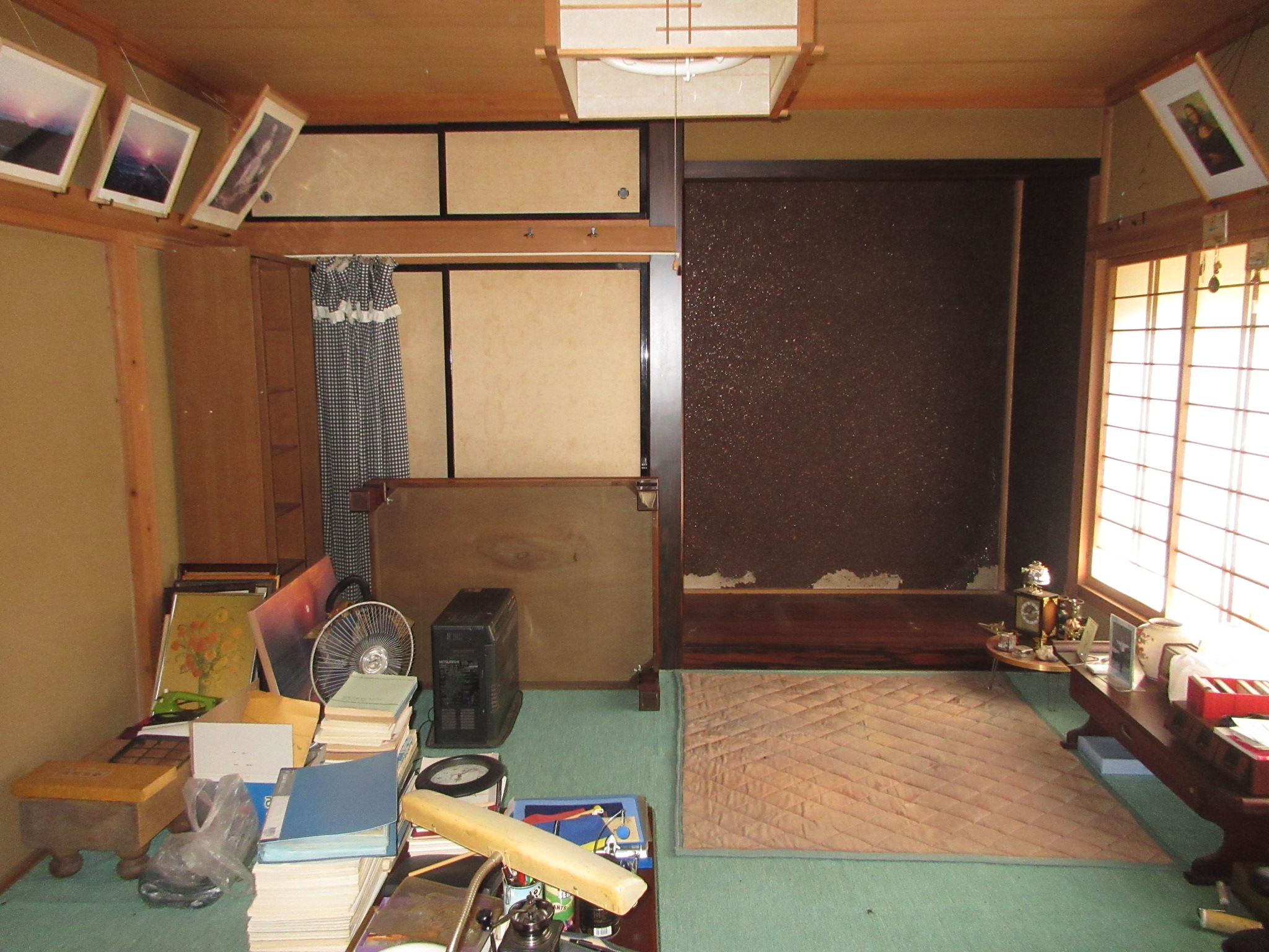 1980s wood house on a large plot in Iwate
