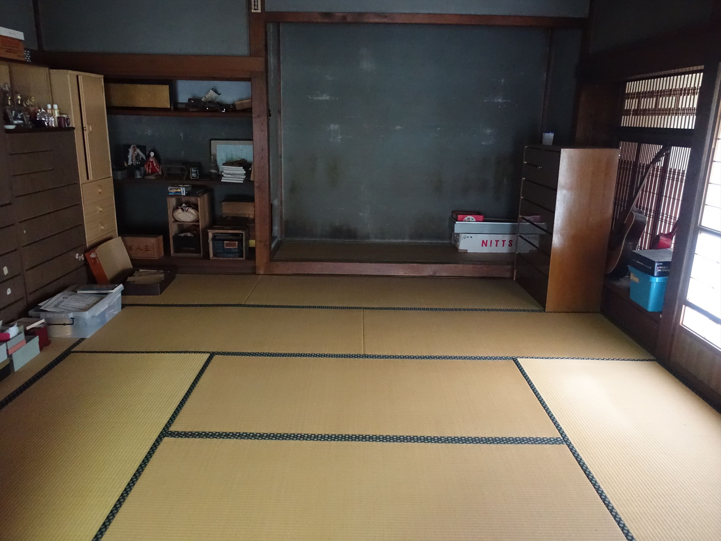 Wood house on a large plot in Akita