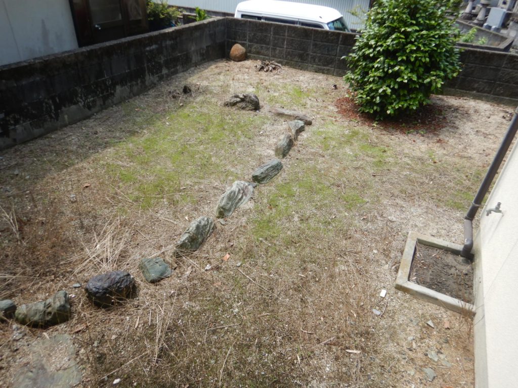 1970s wood house in Ehime