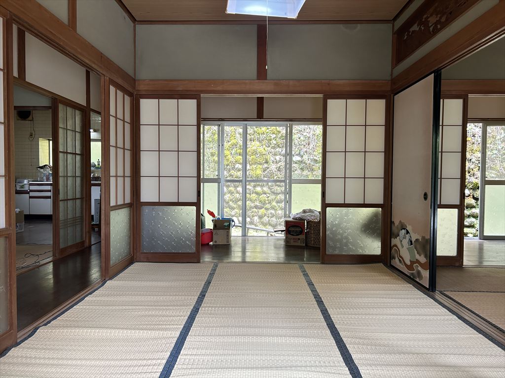 1960s wood house in Mie