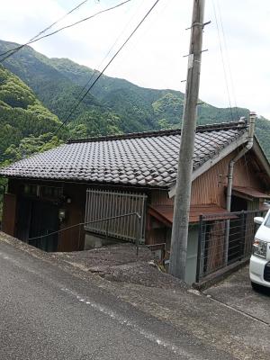 Wood house in Ehime