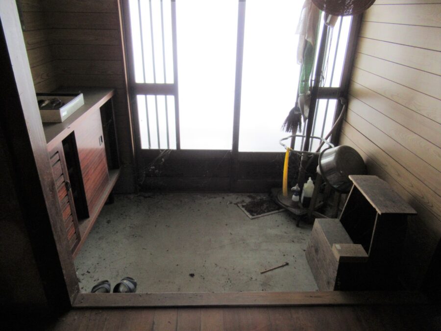 1980s wood house in Aomori