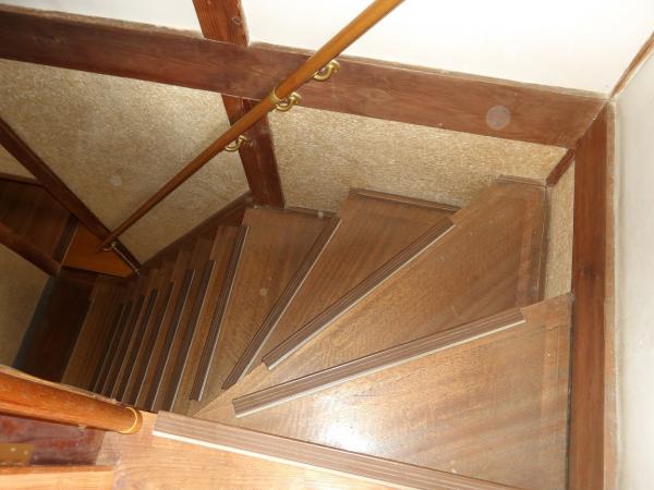 1960s wood house, 17-min walk to station, Ehime