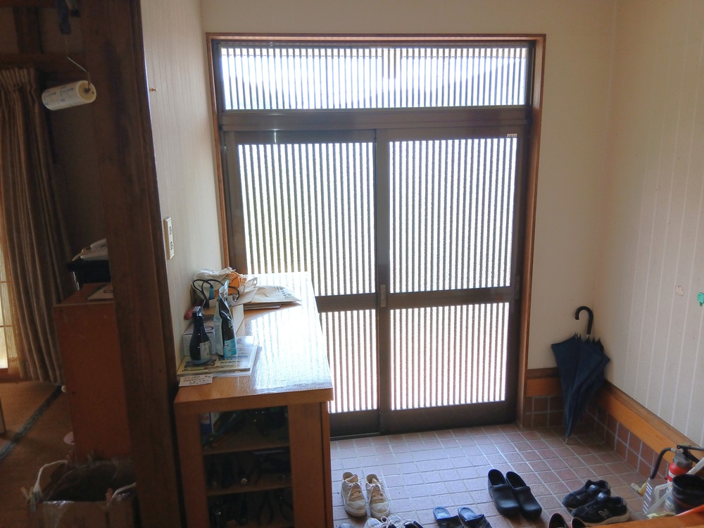 1980s wood house, 10-min walk to station, Iwate