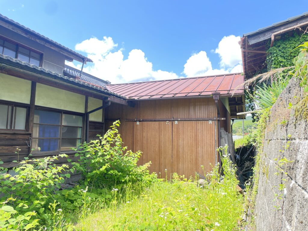 House with storehouses in Nara