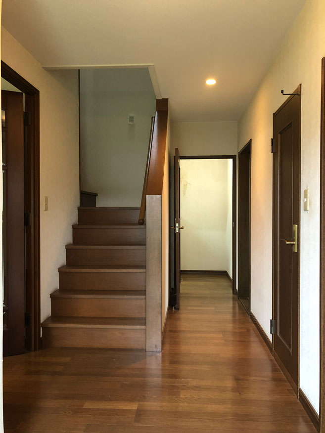 1990s steel-frame house in Hiyoshi, Nantan