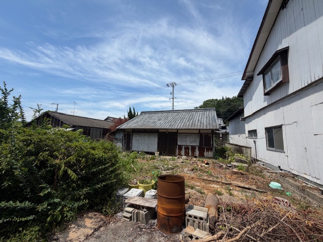 Wood house in Ehime