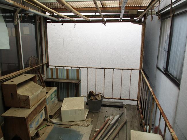 1960s wood house, 15-min walk to station, Okayama