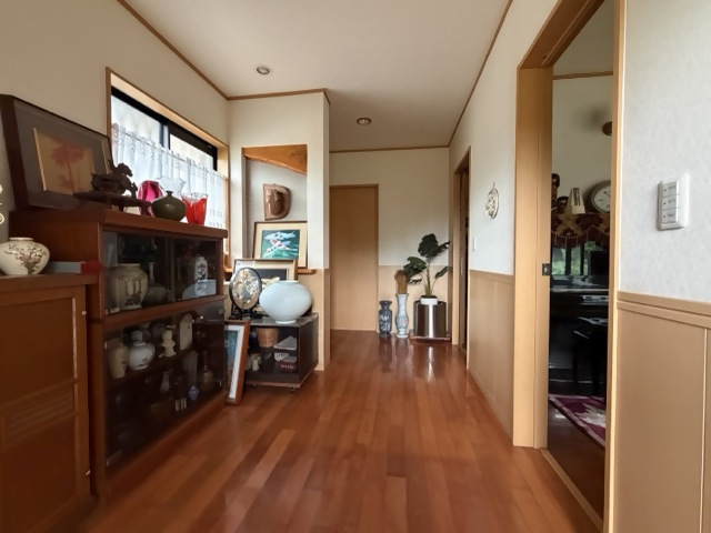 Wood house with outbuildings in Kawanabe, Minamikyushu