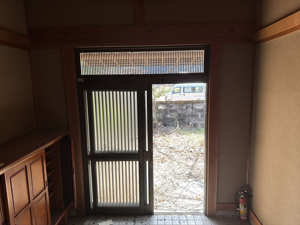 1980s wood house, 8-min walk to station, Gifu