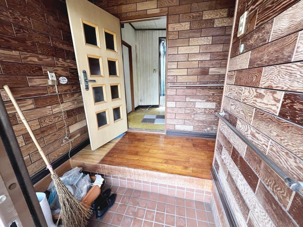 1980s concrete house in Kanoya