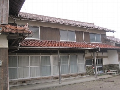 Wood house on a large plot in Tottori