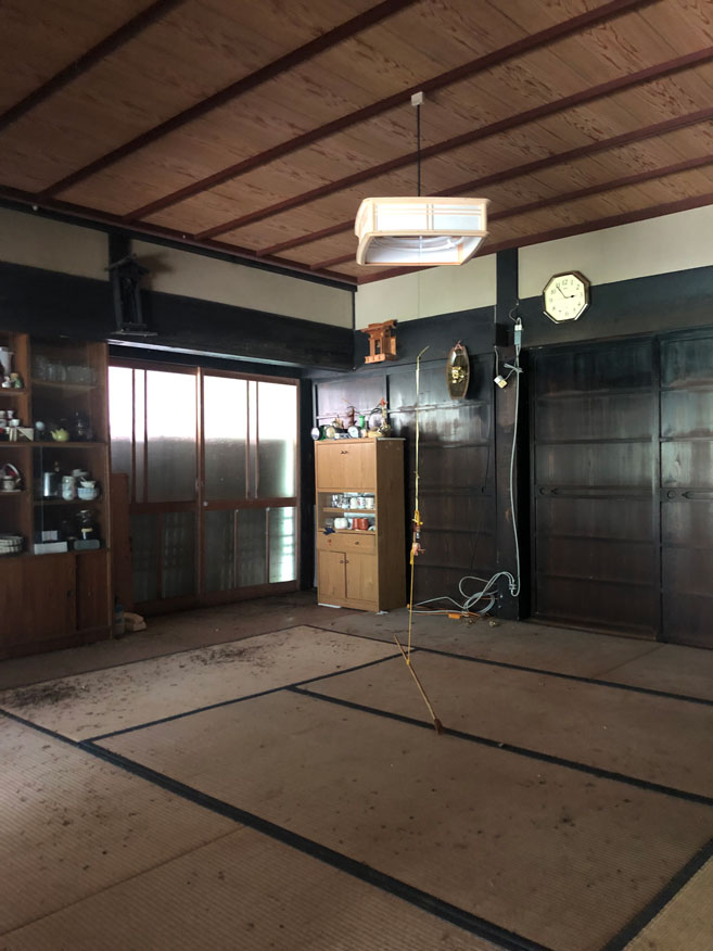 Wood house with storehouses in Miyama, Nantan