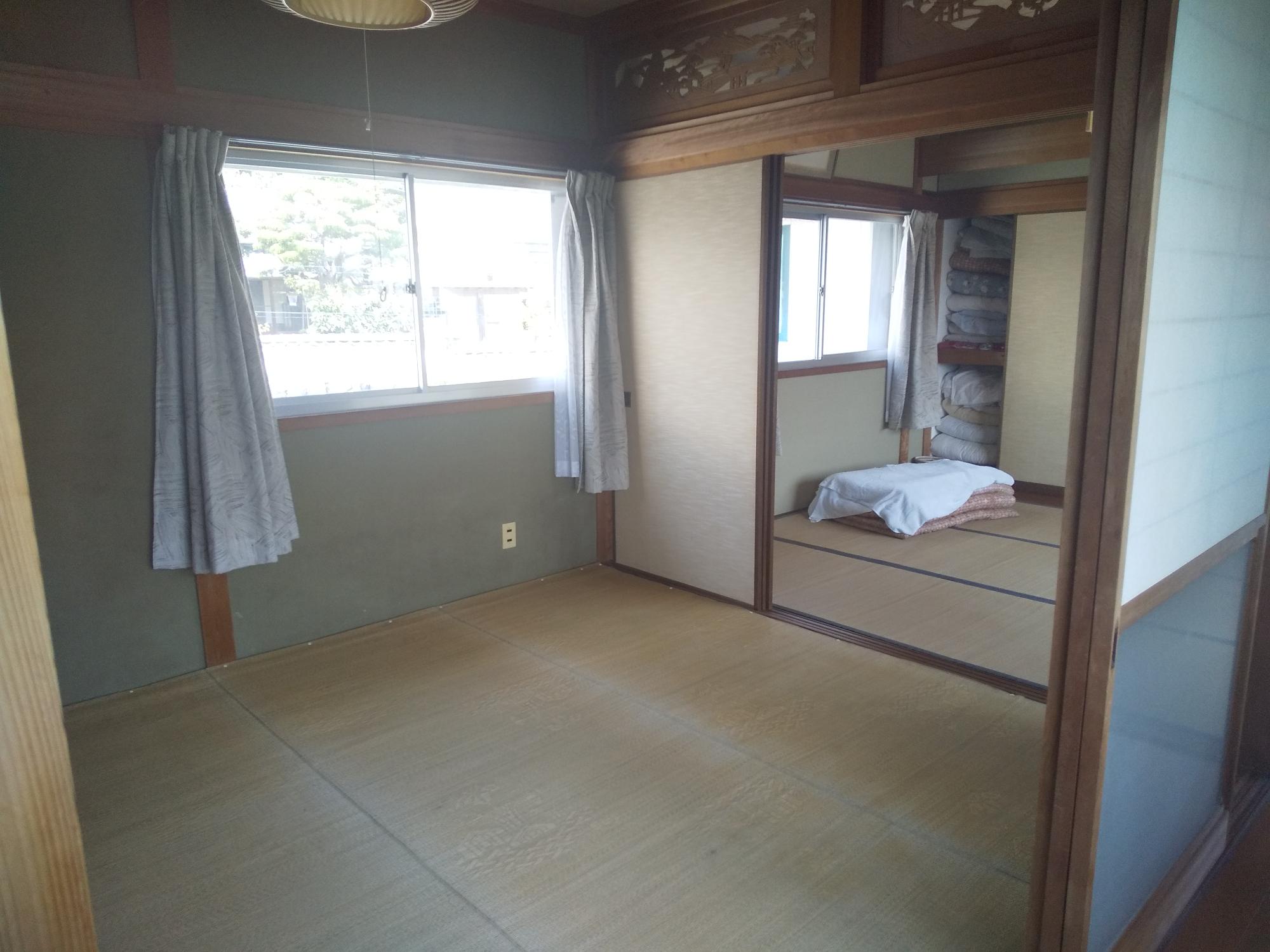 1970s wood house in Konan