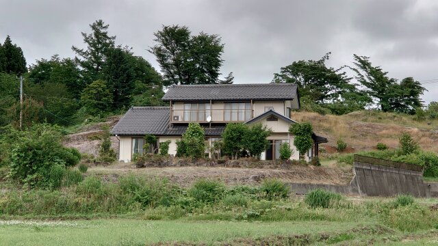 1990s wood house, 18-min walk to station, Fukushima