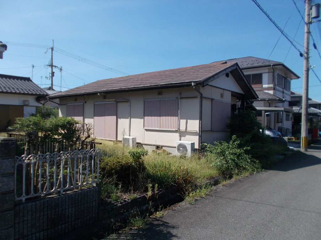 1970s wood house in Shiga