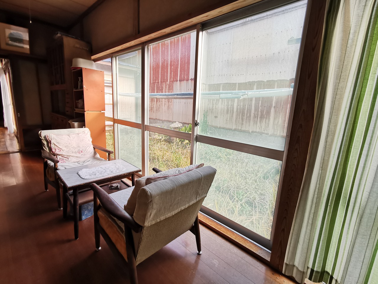 Wood house in Himi