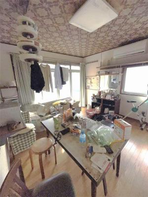 1960s wood house, 16-min walk to station, Shimane