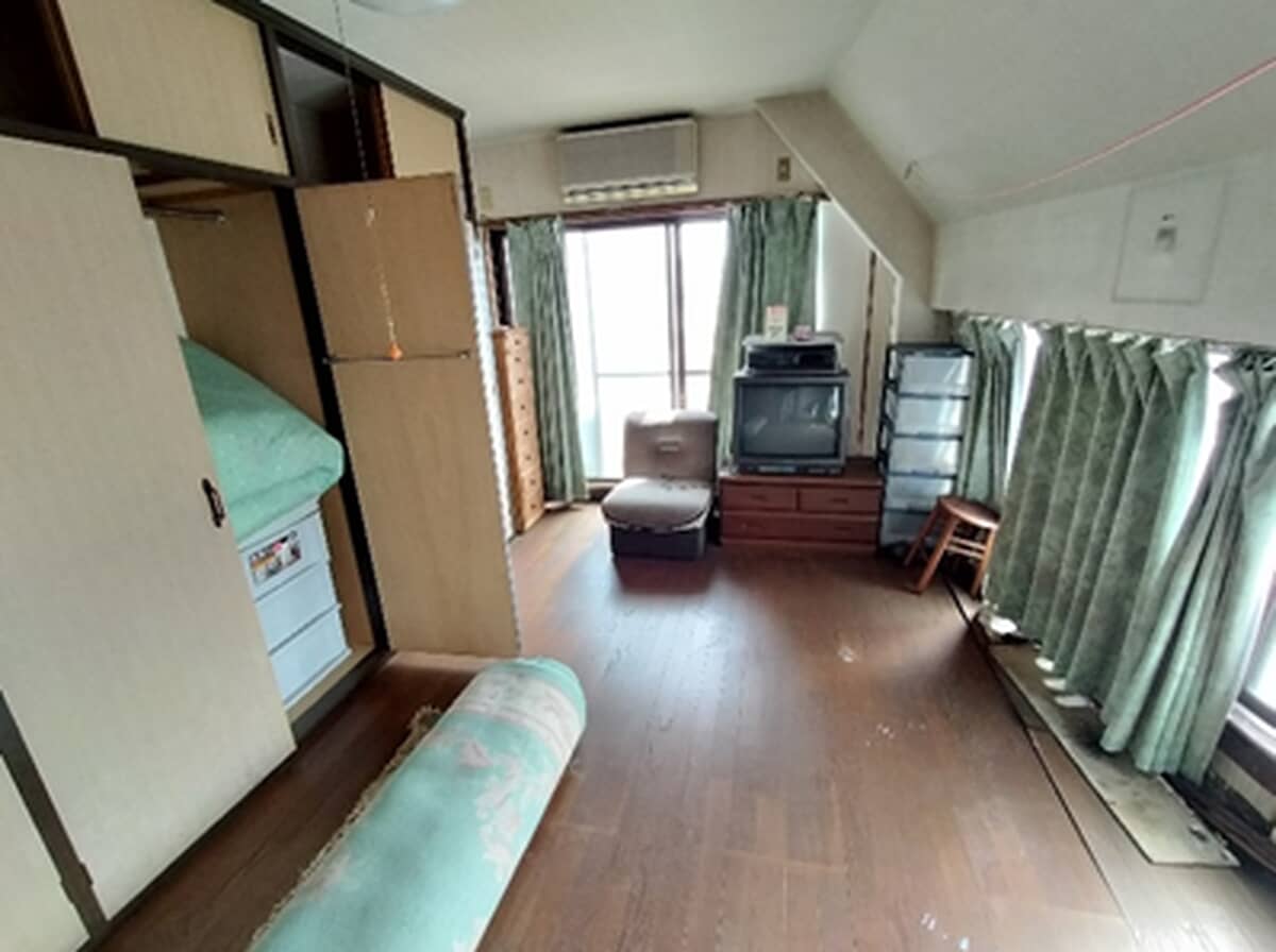 1980s steel-frame house in Hiroshima