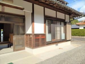 2000s wood house in Shimane